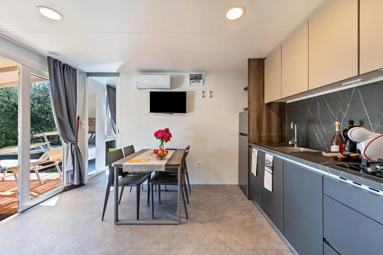 Casa Mobile Est Garda Apartment Lazise